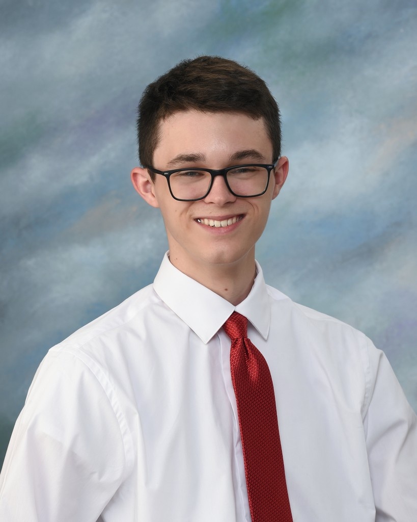 🎓✨Senior Spotlight: Jules Costello✨🎓

Jules is headed to Harvard University to study Physics &amp; Applied Mathematics! At Saints, he swam, joined Robotics &amp; Garden Club, led the Math Team, &amp; founded Debate Club—plus enjoy RI wildlife photography! 📸