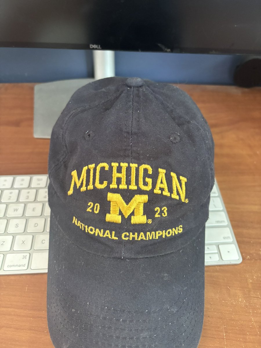 Think I’m going to wear this hat today. <a href="/michiganalumni/">Alumni Association of the University of Michigan</a> <a href="/SportsAndChup/">Sports Jim III</a>