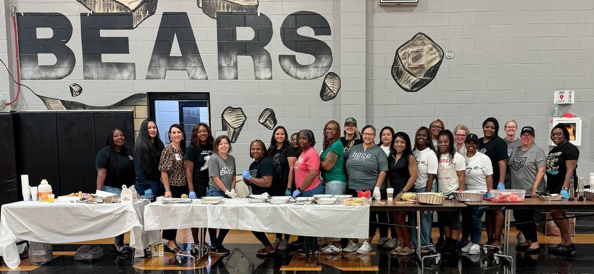 BearDownHOCO's tweet image. Wow! Unbelievable turnout for our Breakfast with Moms this morning! HOCO is a special place!! #Highway96