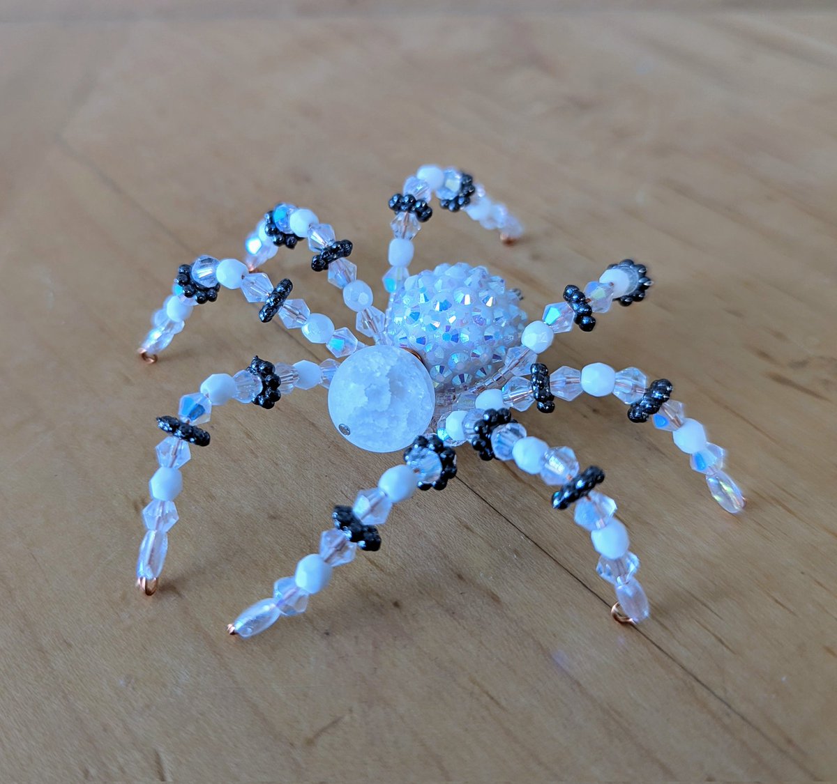 White Crystal Spider
$18.50 plus shipping
I sell crafts to supplement my OAS.