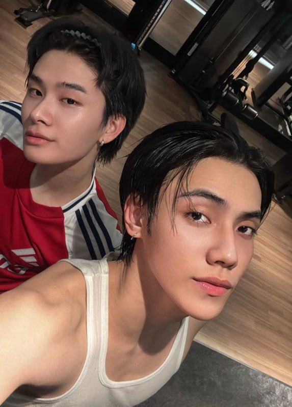 หะ พี่เก้อเนี่ยนะ อย่าบอกนะว่าที่ตัวบึ้กขึ้นมา0.5xเพราะมีอะไรดีๆในยิมงั้นหรอ ช่าย