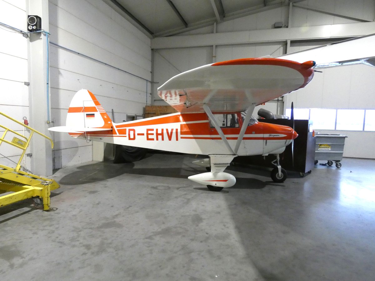 We hebben een stallingsplaats voor een vliegtuig beschikbaar in onze AMN-hangaar op Teuge! 
Meer weten? => info@amnetherlands.nl