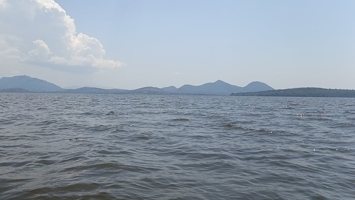 MakhanuWOliver's tweet image. Homabay is a beautiful county. Thanks to #DevolutionConference2025, I couldn't have experienced that. @gladyswanga umedeliver mathe. #BETAForCounties