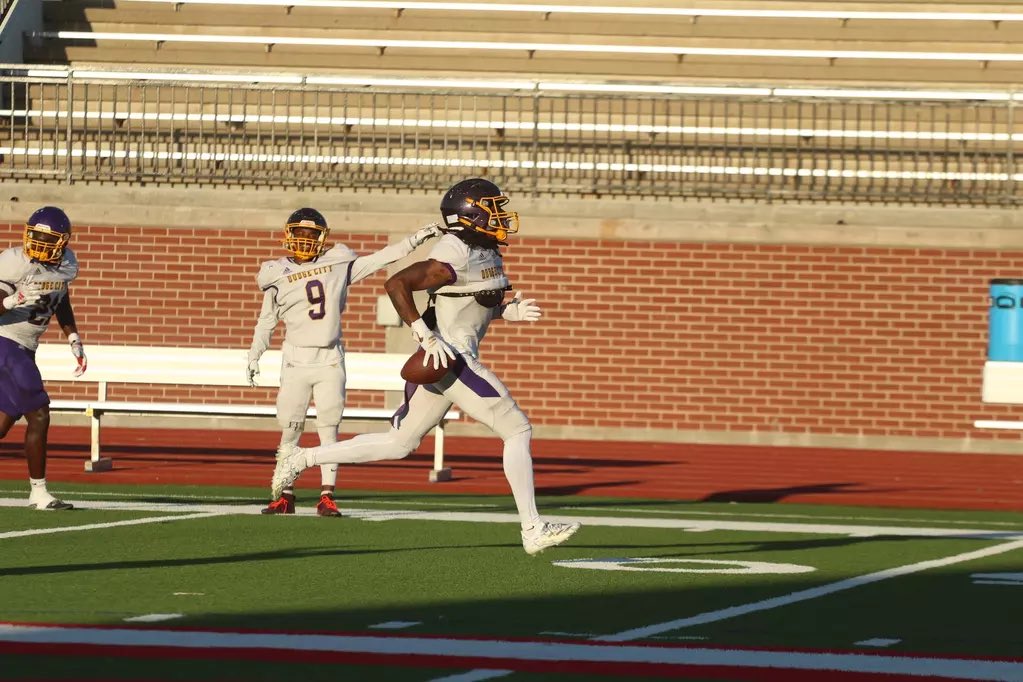 🧎🏽‍♂️‍➡️ <a href="/GoConqs/">Dodge City CC Conquistadors</a> !!
