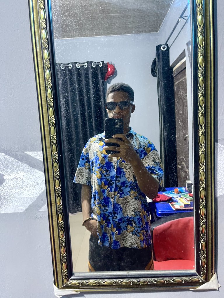 Lady Just take a look at yourself, and be honest please don't lie, can you marry someone that behave exactly like you*

Be honest 🤦🤦