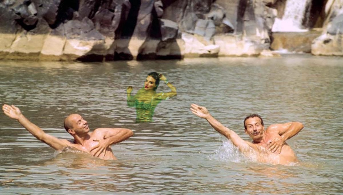 aggoutofcontext's tweet image. 