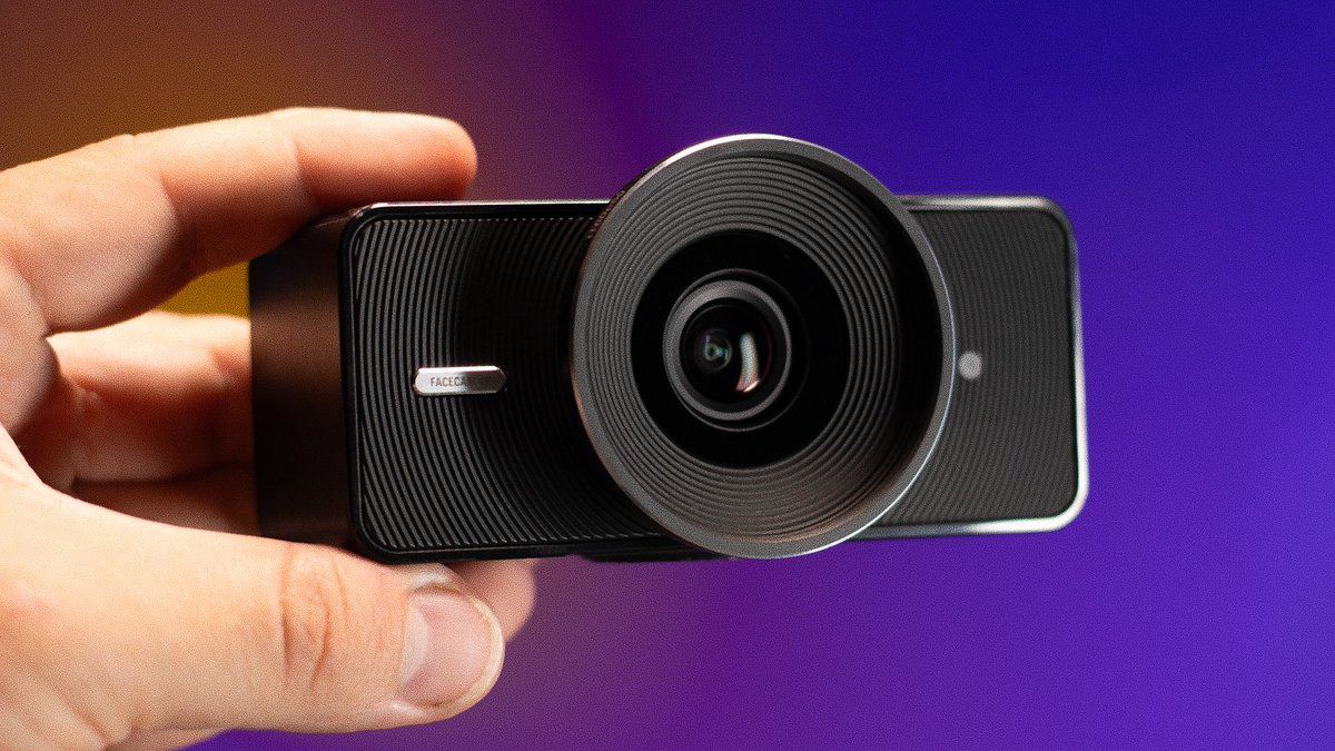 Incase you missed it, @Elgato dropped the Facecam 4K. IMO, it’s the best webcam in the world right now.

4K60p. HDR. Physical 49mm lens filters.

Check it out via #Elgato’s website: elgato.sjv.io/QjdD2a