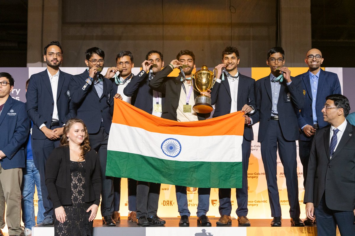 Países con la mayor cantidad de ajedrecistas con un Elo superior a 2700:

🇮🇳 India - 7
🇺🇸 EE. UU. - 6
🇨🇳 China - 4
🇫🇷 Francia - 2
🇺🇿 Uzbekistán - 2