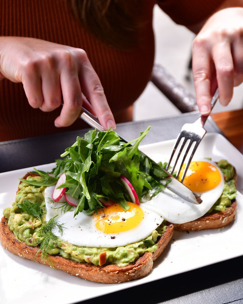 Making weekend brunch eggs-traordinary!🍳