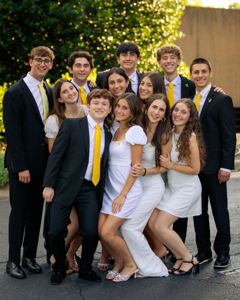 BBYOInsider's tweet photo. Mazel Tov to the 101st Grand Board of the Aleph Zadik Aleph and the 81st International Board of the B’nai B’rith Girls for officially being installed last night! 🤩🥳😎 #ForTheFuture #AZABBGEXECS https://t.co/quTLNIbMLy