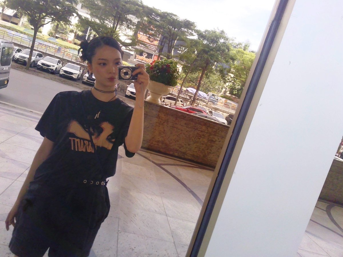 MUSIC_ON_TV_PR's tweet photo. ＼＜#3＞の前に／
◤￣￣￣￣￣￣￣￣
  #AsIAm_平手友梨奈
  3ヶ月連続特番＜#2＞
　＿＿＿＿＿＿＿＿◢

#平手友梨奈 の
ベトナム旅に1週間密着✈️
古着屋めぐりや
ハノイ＆ホーチミンを散策🦦🐼
笑顔溢れる旅をお楽しみ👶🏻

📅＜#2＞9/28(日)21:00～
📱スマホ視聴可
🔗https://t.co/ueJDFCph3M https://t.co/HsmVcDFfr5
