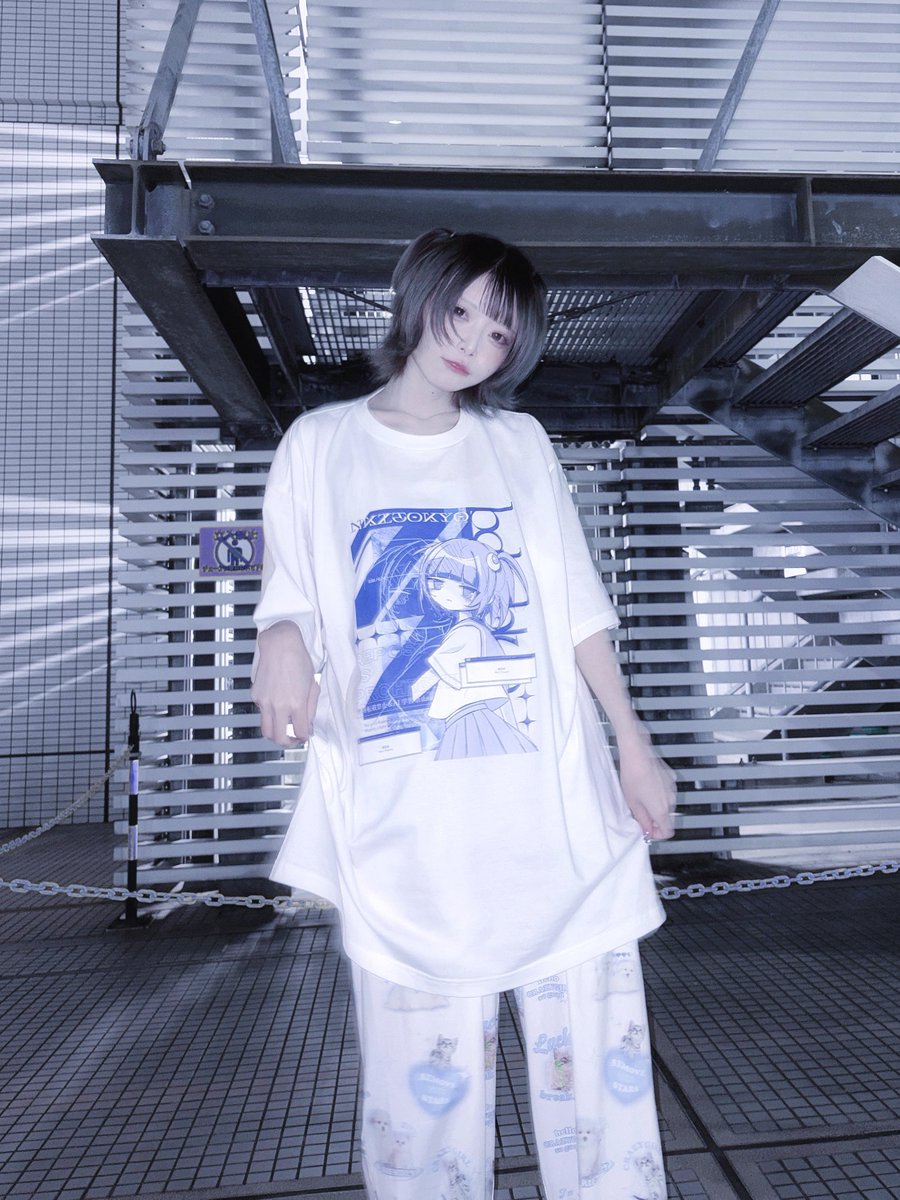 ぎゃるぷらすの物販時間ですが3:00~3:30です！当日撮影ランチェキ・アクキー・Tシャツ(XXXLのみ)持っていきます
ランチェキはその場でお名前入れをする予定ですが、生きてなかったらすみません‼️^_^