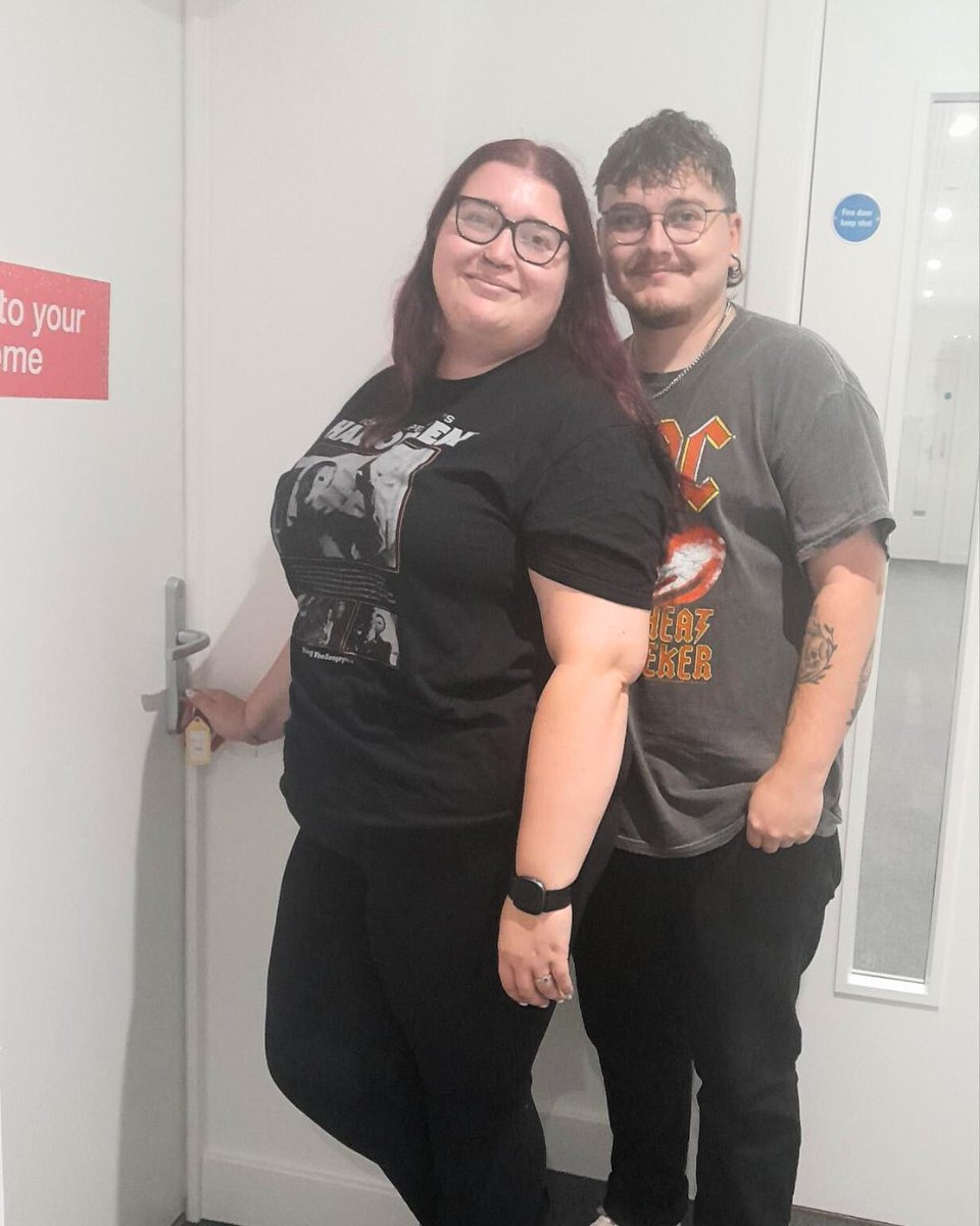 New keys, new memories, new beginnings. Welcome home to our amazing SO Resi buyers! 🏡✨
Ready to start your journey to home ownership? Visit ow.ly/4tKX50WGCh0 to find out more.

#SO Resi #HomeSweetHome #DreamHome #Happybuyer