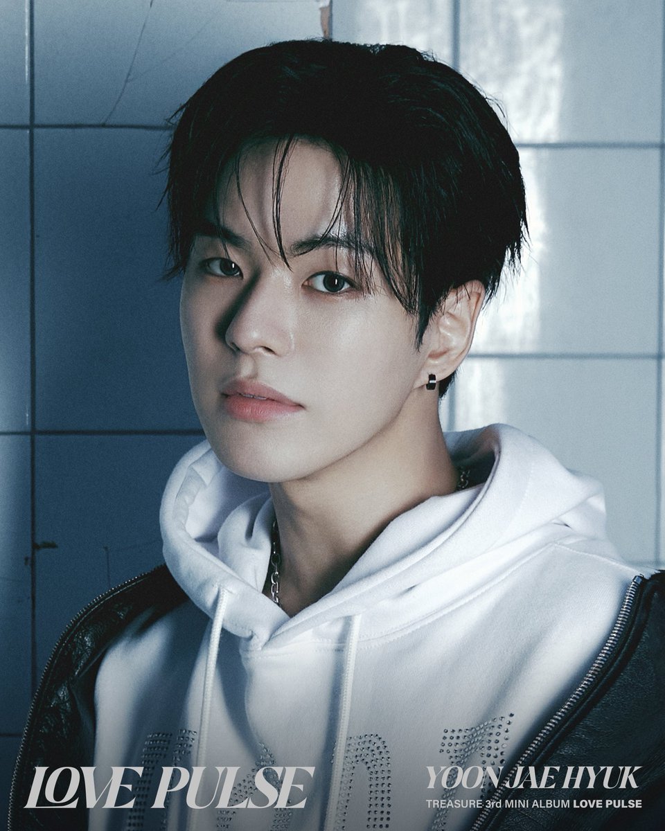 steady eyes on sharp focus, move with quiet strength and let the presence do the talking. when this shot being a reflection of the pulse i live in the  "metal"