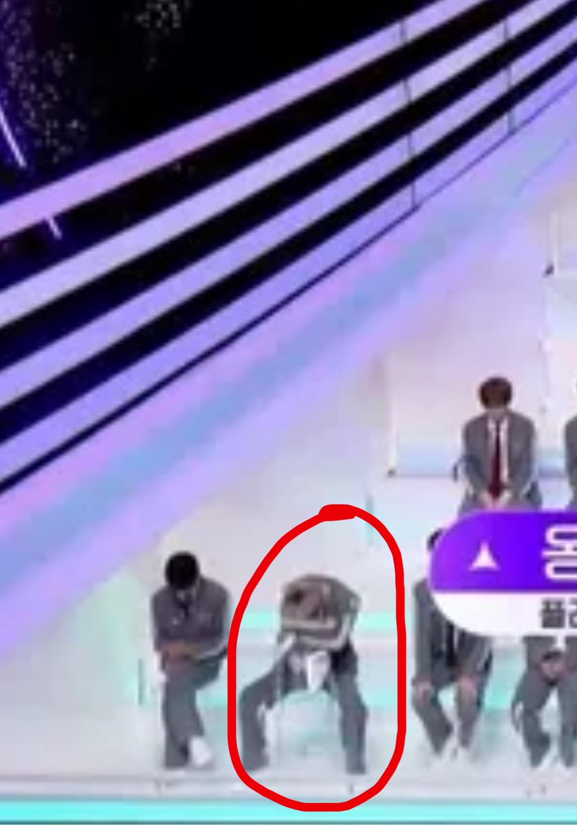 bro even turned the chair around to sleep😭😭