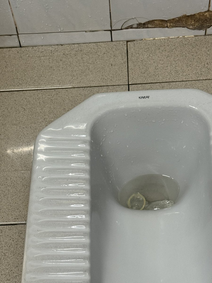 ไม่คิดว่าจะเจอดีแบบนี้ ตัวเล็ก ควยไม่เล็ก
ซอยจนผมเล็ดเอง 4-5 ครั้ง ซอยตัวโยค 56 ตกหนักเน้นๆ