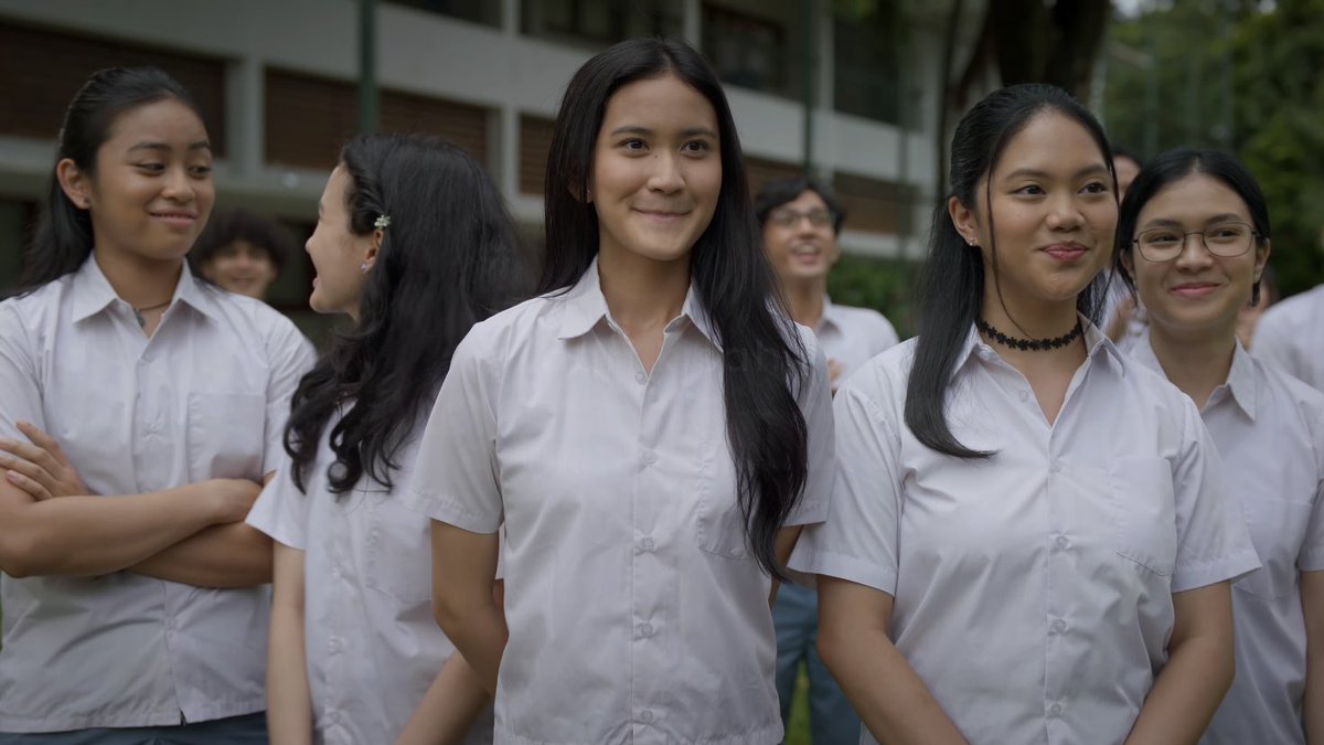 FilmIndoSource's tweet photo. riri riza’s coming of age https://t.co/tMOT3eu5Ar