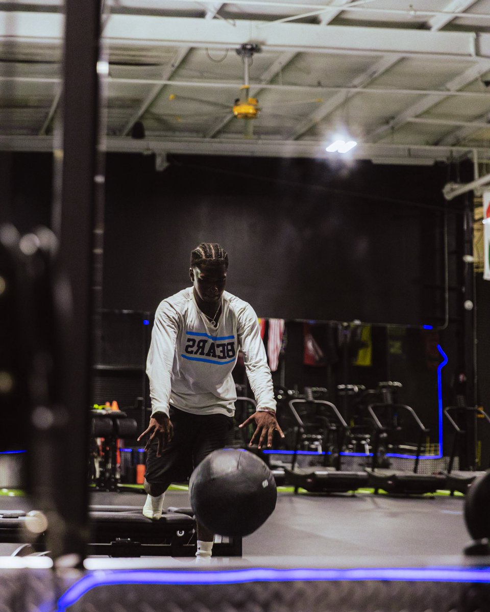 Rashaun Boyer Jr. (@rashaunboyer__) on Twitter photo Senior year. Thank you God for this off-season & the opportunities I have! It’s time to get paid tonight all in his name & glory!
-Colossians 3:23
<a href="/_FurySpeed/">Shwilly D.</a> <a href="/HennOrJenn26/">Tim Jennings</a> <a href="/hopo125/">Tyrone Hopper (Recruiting Coach)</a> <a href="/CoachSanders14/">Coach Sanders</a> <a href="/RecruitGeorgia/">Recruit Georgia</a> <a href="/PrepRedzone/">Prep Redzone 🏈</a> <a href="/CHSBears_FB/">Cambridge HS Football</a> <a href="/Coach_Rowling/">Henry Rowling</a> <a href="/Myles20Blythe/">myles</a> Senior year. Thank you God for this off-season & the opportunities I have! It’s time to get paid tonight all in his name & glory!
-Colossians 3:23
<a href="/_FurySpeed/">Shwilly D.</a> <a href="/HennOrJenn26/">Tim Jennings</a> <a href="/hopo125/">Tyrone Hopper (Recruiting Coach)</a> <a href="/CoachSanders14/">Coach Sanders</a> <a href="/RecruitGeorgia/">Recruit Georgia</a> <a href="/PrepRedzone/">Prep Redzone 🏈</a> <a href="/CHSBears_FB/">Cambridge HS Football</a> <a href="/Coach_Rowling/">Henry Rowling</a> <a href="/Myles20Blythe/">myles</a>
