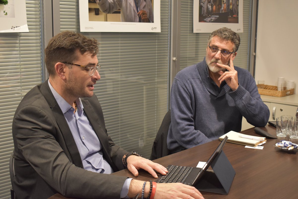 AUCI Uruguay🇺🇾 (@auciuruguay) on Twitter photo El director ejecutivo de #AUCI, Martín Clavijo junto al coordinador de Asuntos Multilaterales, Luis Pereyra dialogaron con la oficial a cargo de <a href="/UNFPAuruguay/">UNFPAUruguay</a>, Valeria Ramos sobre demografía, políticas y marco legal, cohesión social y datos de acuerdo a lineamientos del #MECNUD. El director ejecutivo de #AUCI, Martín Clavijo junto al coordinador de Asuntos Multilaterales, Luis Pereyra dialogaron con la oficial a cargo de <a href="/UNFPAuruguay/">UNFPAUruguay</a>, Valeria Ramos sobre demografía, políticas y marco legal, cohesión social y datos de acuerdo a lineamientos del #MECNUD.