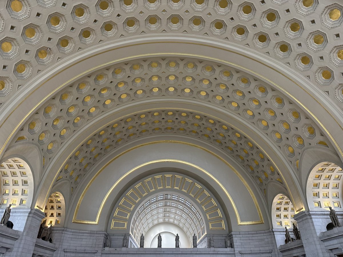 First time at Union Station this morning since Trump’s crime crackdown and there wasn’t a single crazy person screaming, vagrant or person doing drugs. Instead, lots of families visiting D.C. Wonderful!!!