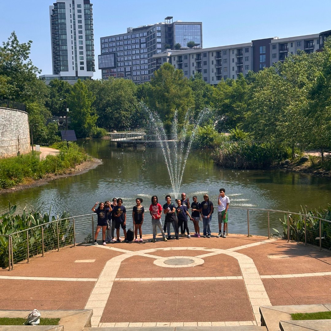 CEISMC's tweet image. This summer, our colleague Eunhye Grace Flavin partnered with @horizonsgt to lead a #MathematicalModeling project focused on designing green spaces for local communities. She created an #AI-powered learning platform to support 9th graders, with funding from the AERA