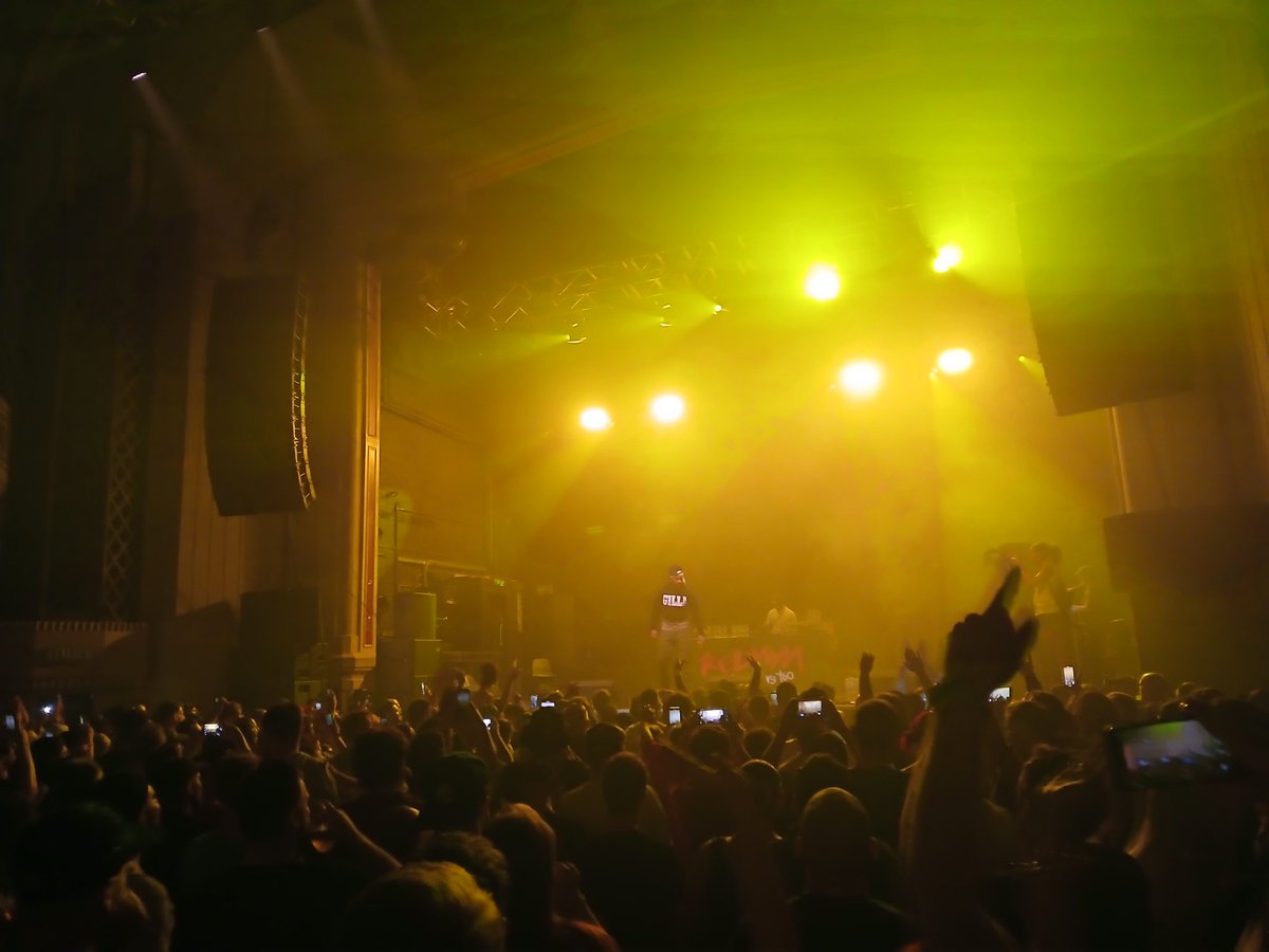 carib0u_'s tweet image. Redman getting gudda! #o2Academy