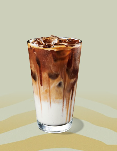 ItmagazineMex's tweet image. El #PumpkinSpice está de vuelta: regresa a #Starbucks® una de sus bebidas de temporada más queridas.

- El emblemático #PumpkinSpiceLatte vuelve a las tiendas de Starbucks México a partir del 18 de agosto para todo, acompañado del regreso de la familia Apple Crisp.