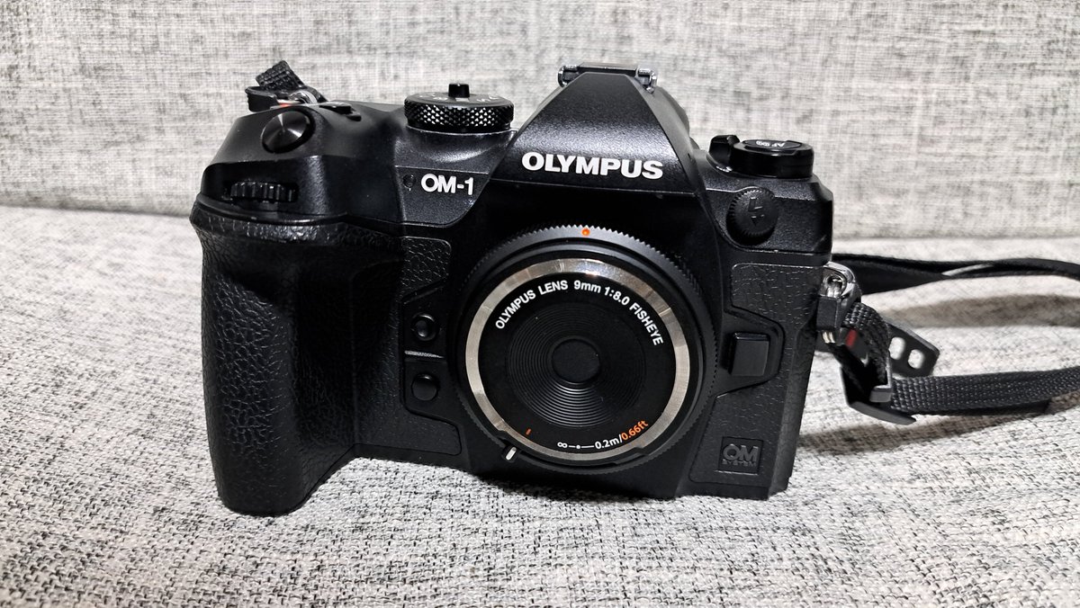 cyberzerosystem's tweet image. OLYMPUS＆OMシステムのマイクロフォーサーズ機に拘る理由
◉最強と言われる防塵防滴と手ブレ補正
◉小型軽量化による機動性と低価格のレンズ群
◉様々な撮影機能をパソコン処理無しで使える便利さ
◉望遠に特化