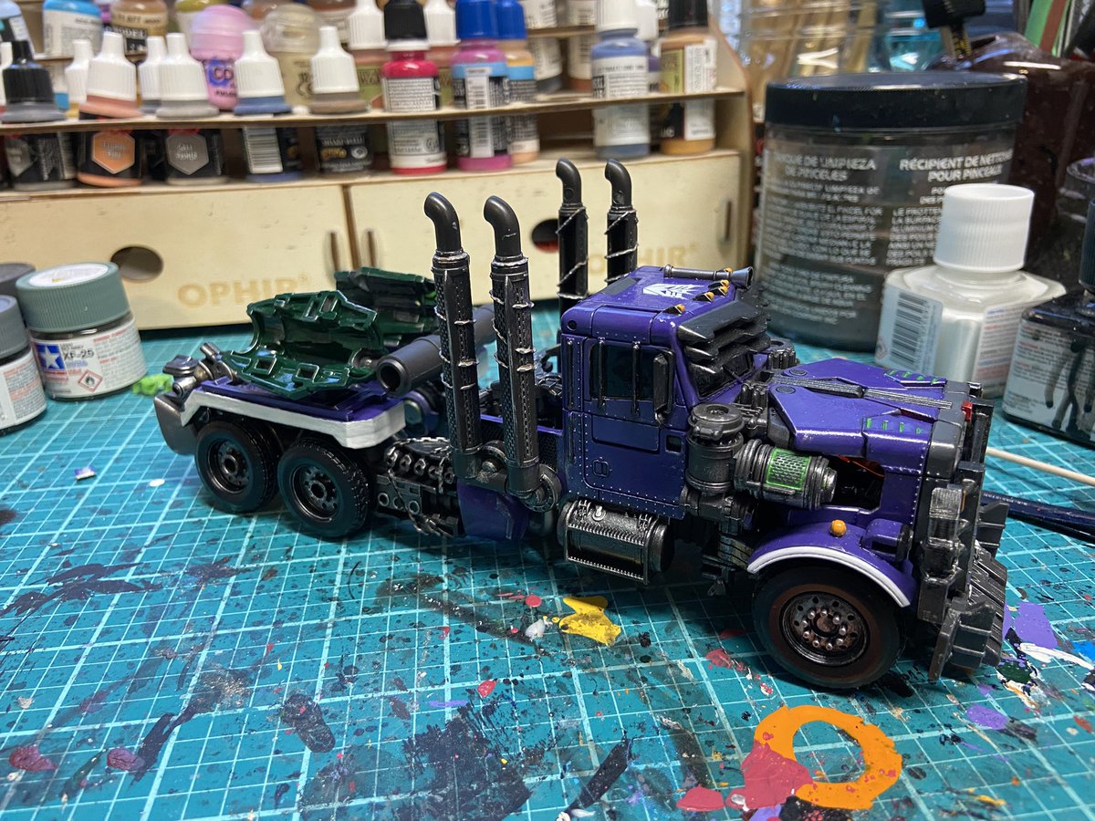 H-creator9 tweet media