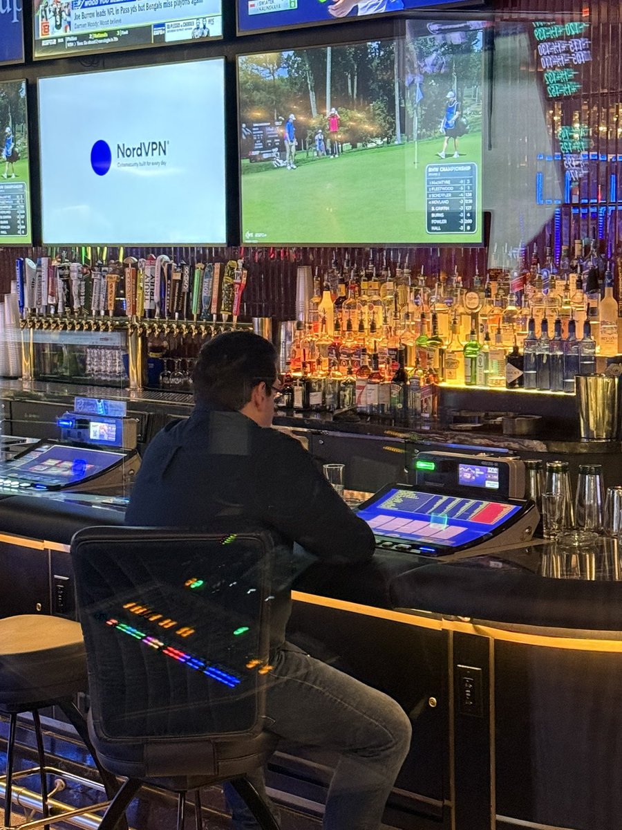 KelleyBydlon's tweet image. It’s almost like it’s pay day. @meJVT