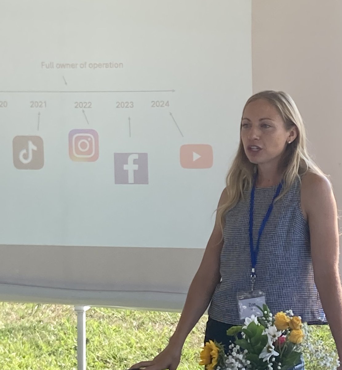 Attendees at the NW Ohio Premier Farmer event heard Zoe Kent share insights on using social media.  The day was hosted by Ohio Farm Bureau, CIFT, and NW Ohio Cooperative Kitchen.  <a href="/OhioFarmBureau/">Ohio Farm Bureau</a> <a href="/CIFT/">CIFT</a>