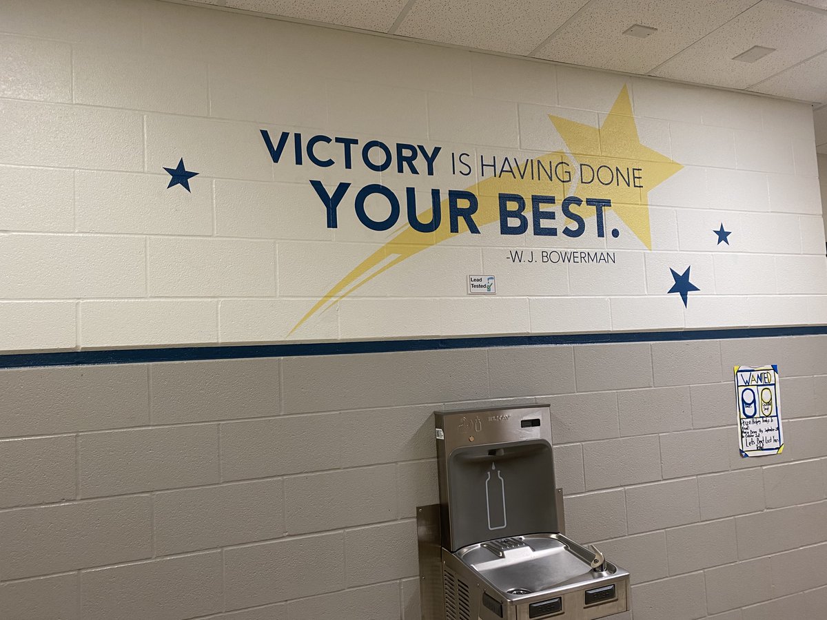 Two of ten quotes for the Stars at Oxbow! @tvdsb <a href="/ARTSHINEINC/">Artshine/Arts4All/Artshine in a Box</a> #muralworks #schoolmural #stars