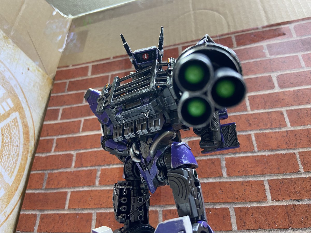 H-creator9 tweet media