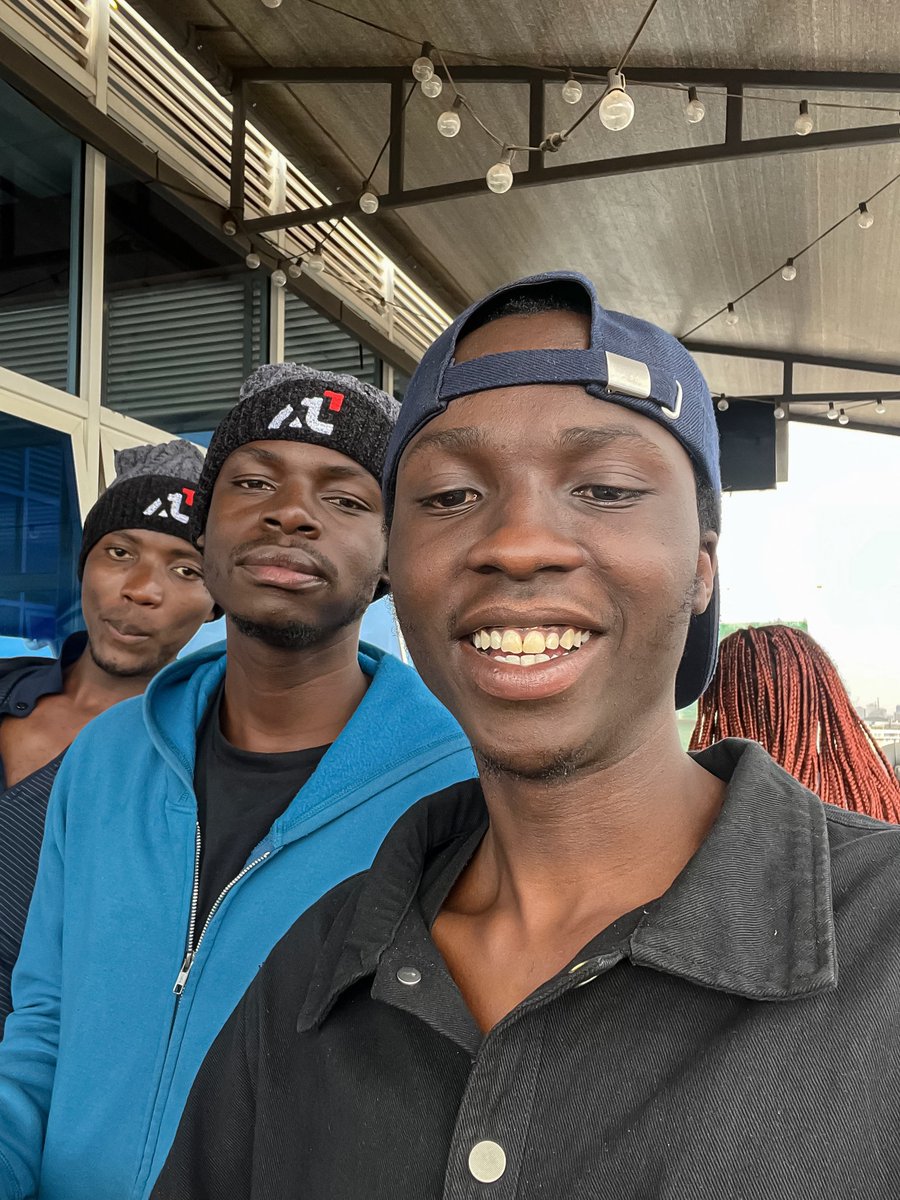 LynnSammie48903's tweet image. Just left the Avalanche Governance Vision event. It was inspiring to see how the community is at the heart of shaping the network&apos;s future. The focus on decentralized decision-making and empowering validators is a game-changer.