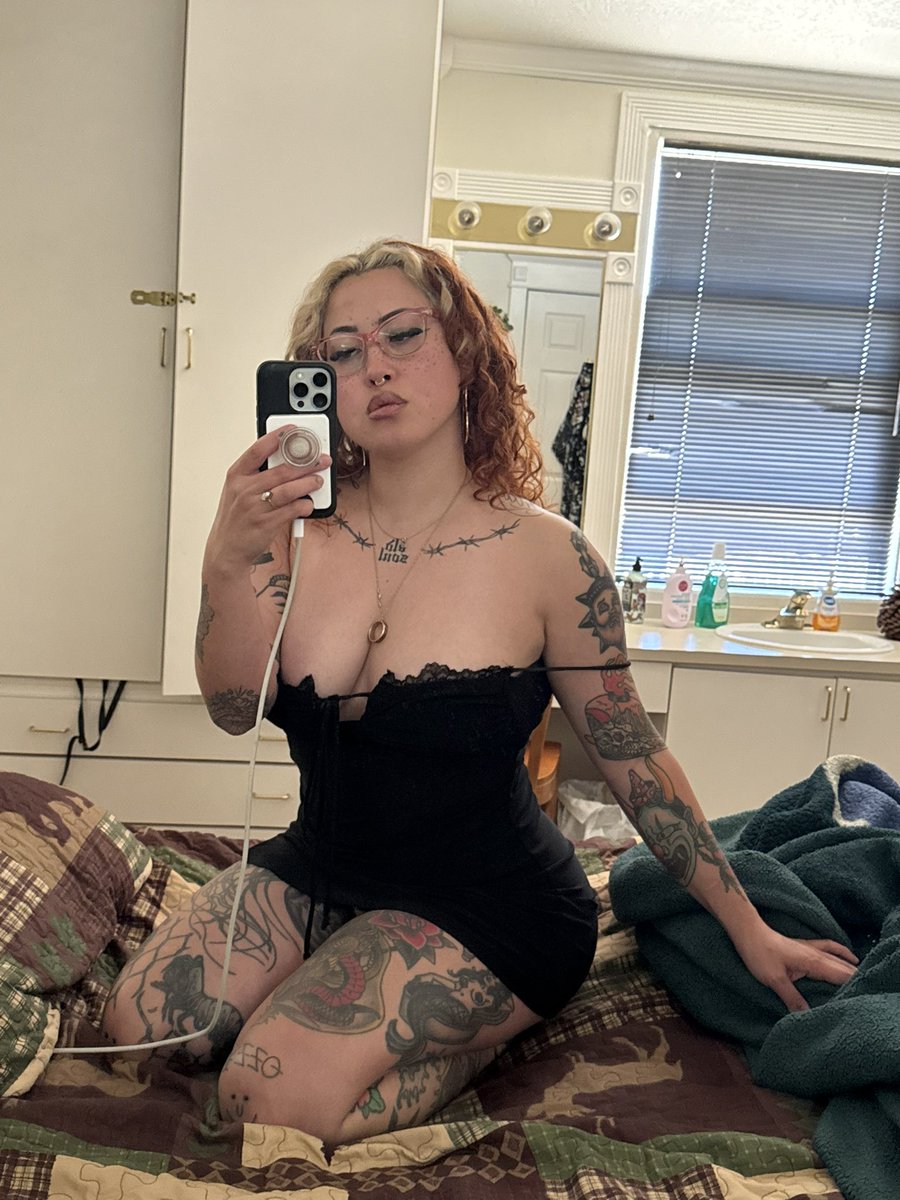 Sage Marie (@sagemariexx) on Twitter photo 