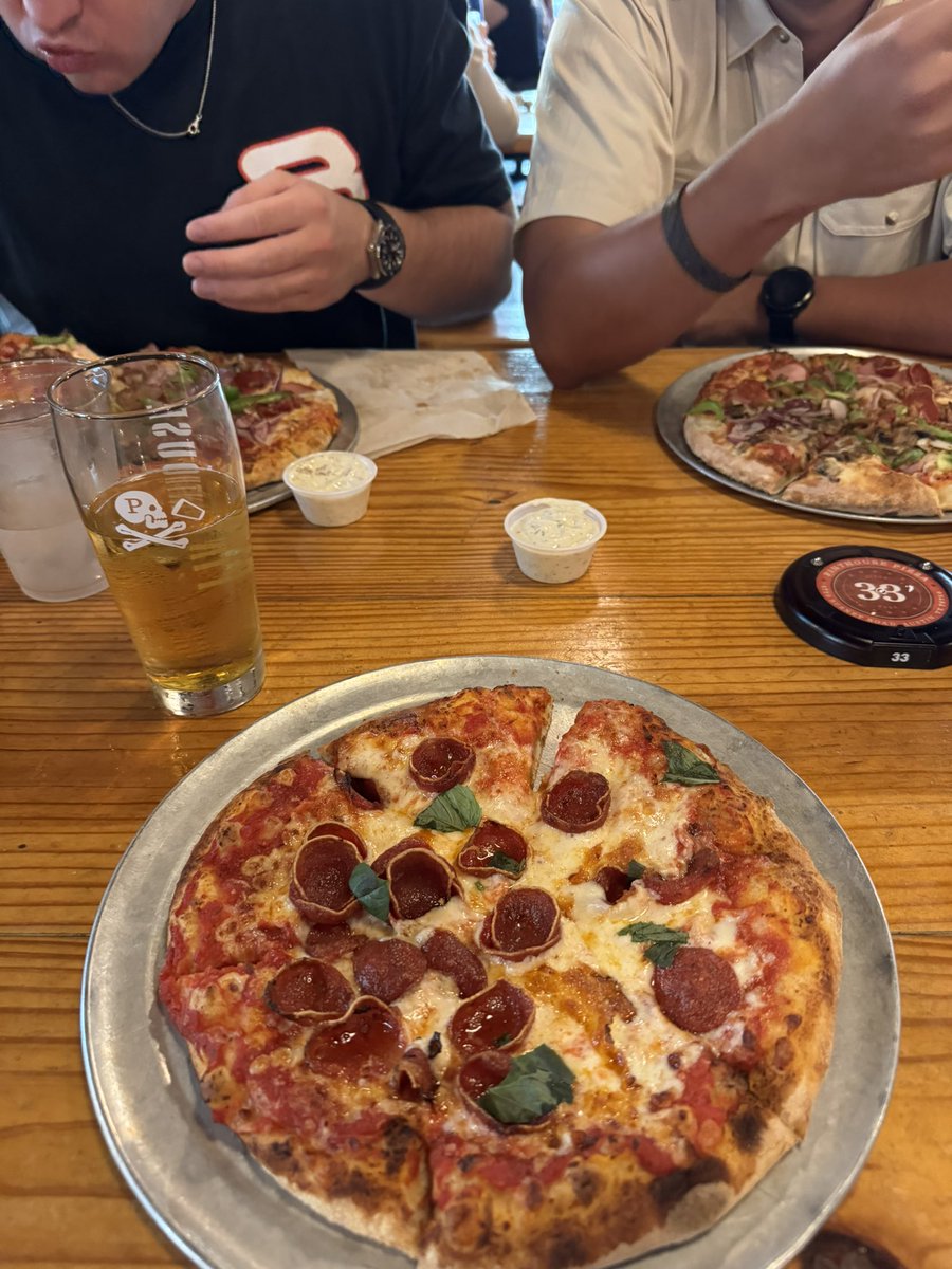 Wearesoback tweet media