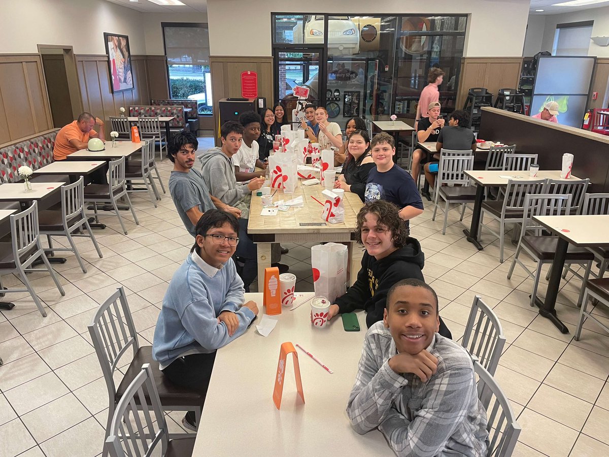 Starting off the season with some team bonding 😎