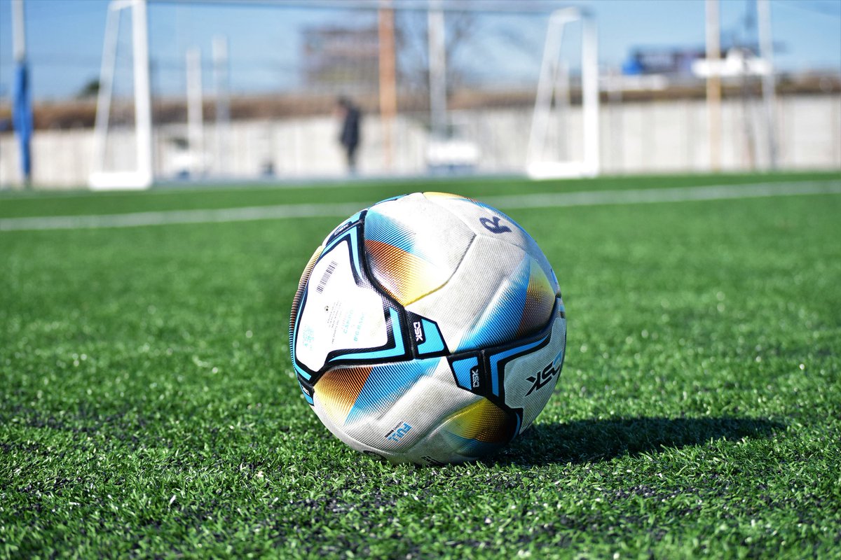 𝐎𝐁𝐑𝐀𝐒 👷

Se abonó la última cuota del total de 230.000 dólares, para así concluir con esta obra importante (mano de obra, césped, vereda, alambrados, luces y redes de contención)
Además de la construcción de vestuarios, estimando un saldo final de 300.000 dólares.

El