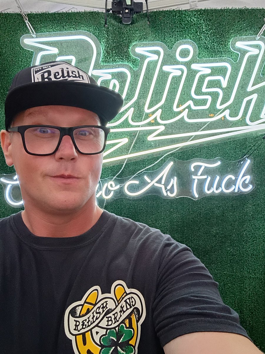 bigtex182's tweet photo. I'm here at the Lakeview Taco Fest working at the Relish booth tonight! Come say hi! https://t.co/xoBNR2QYdu