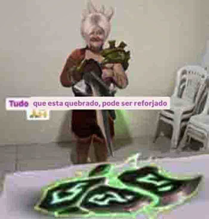 League Of Legends De Oliveira "LOL ENGRaÇADA" Jr😁 tweet media