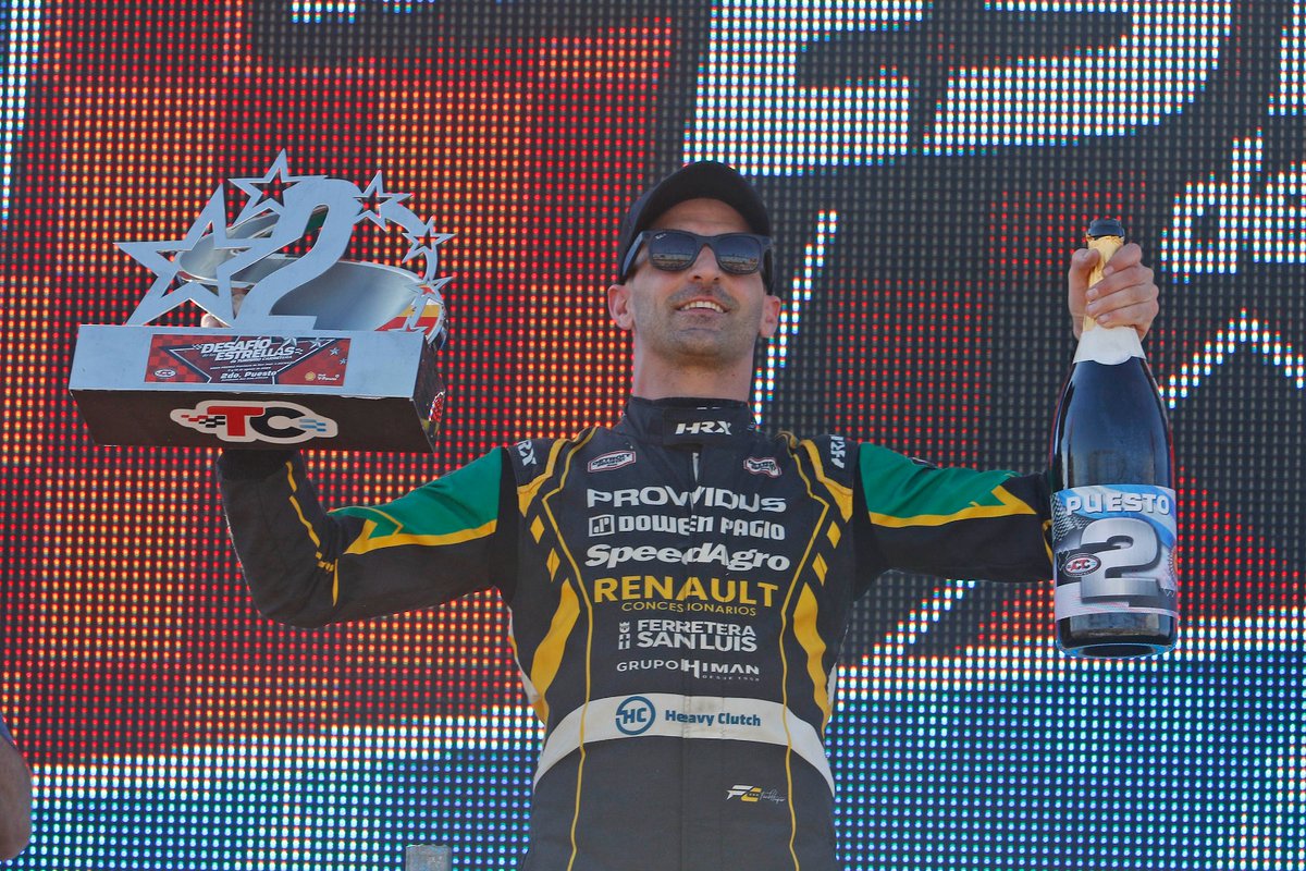 Chances matemáticas y un solo objetivo

Este fin de semana se define la etapa regular del campeonato 🏆de #TCenBuenosAires, <a href="/FacuChapur/">Facu Chapur</a>  y <a href="/nachofain/">polo⚡️</a>  llegan con grandes posibilidades de integrar el #PlayOff y poder pelear por la #CopadeOro 2025 🏆
👉facebook.com/asoccrenaultar… 👀