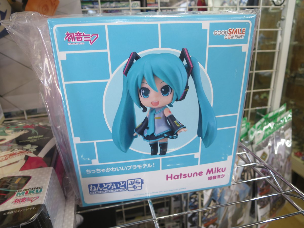 グッドスマイル新シリーズ
人気商品ねんどろいどがプラモになった！
第一弾　ねんどろいどプラモ初音ミク入荷です。