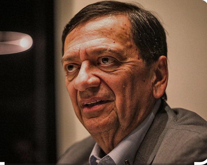 Otro que quiere embajada.

 <a href="/FedericoArreola/">Federico Arreola</a> 
considera que los cárteles representan la soberanía de México.

Es una vileza que promueva una campaña para entorpecer que el gobierno de EU ayude a capturar  terroristas.