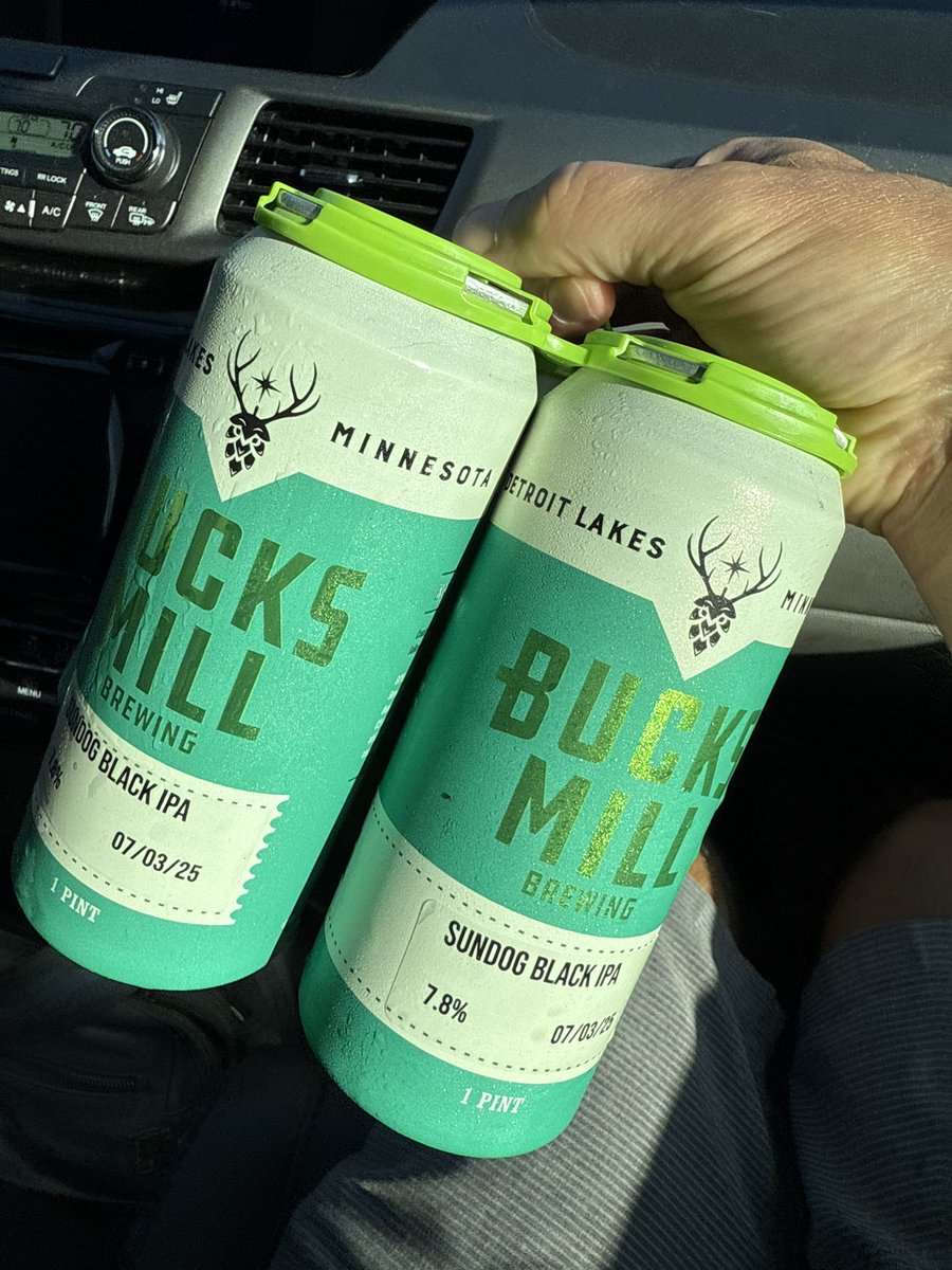 akdixon22's tweet photo. Birthday beers. Very pumped to find a Black IPA. #goodtunesgoodbrewgoodbuddiesifeeelgreat https://t.co/J1vnJfFHBr