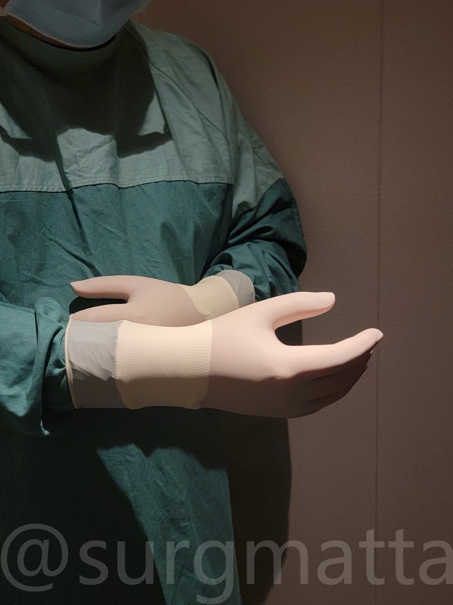 surgmatta's tweet photo. Wear surgical gloves.. https://t.co/cLWl1yPWoj