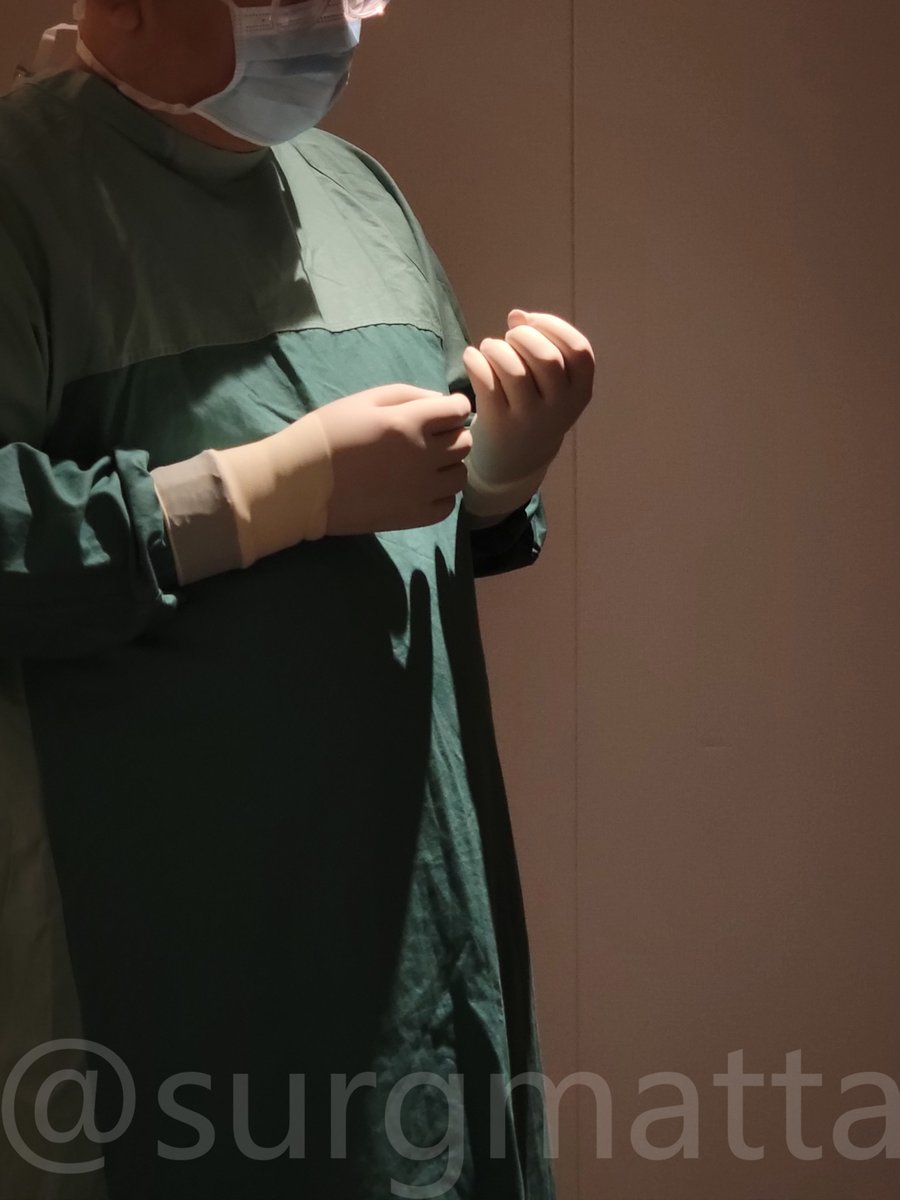 surgmatta's tweet photo. Wear surgical gloves.. https://t.co/cLWl1yPWoj