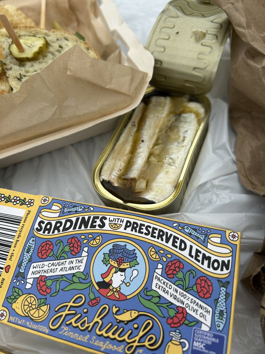 FoodStringer's tweet image. Friday Fish! Picnic in the park Magic! Amazing @TheMainGrain Bakery basket of goodies!