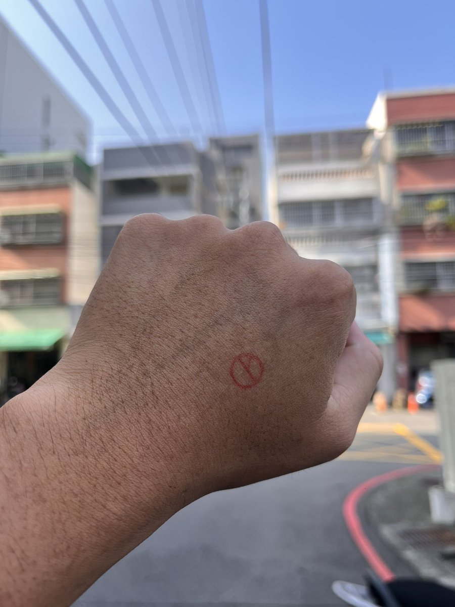 hen19990404's tweet photo. https://t.co/zNLY77nvWz