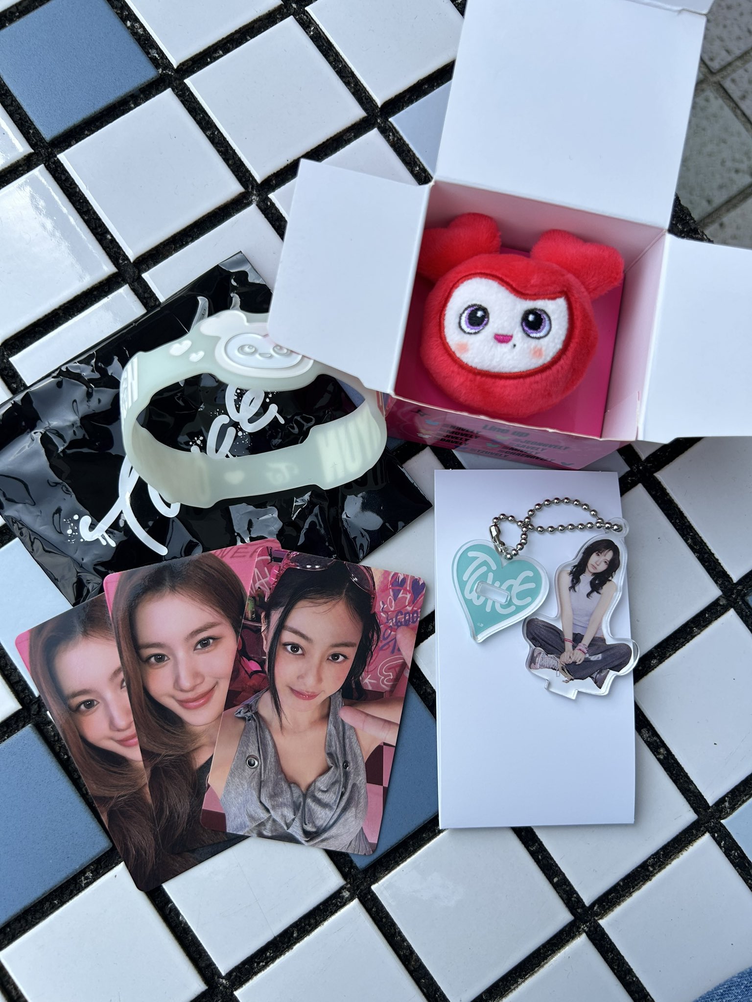 twice 引退 今だけまとめ売り twice 引退品グッズまとめ - メルカリ