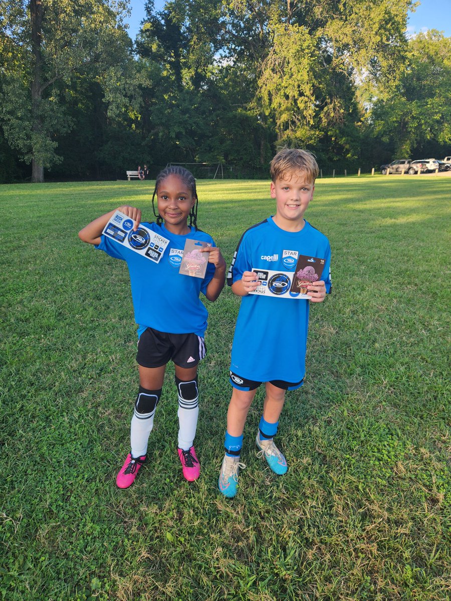 STARSoccerClub's tweet photo. π Age Group Training kicked off strong tonight! π
Building skills and fostering the teamwork that defines our club!
Huge congrats to our Trainers of the Night, George & Folade, for bringing energy, skill & STAR Rush values to the pitch! πͺ
#WeAreSTAR
#RUID
@RushSoccer https://t.co/mTzJGbkYT4